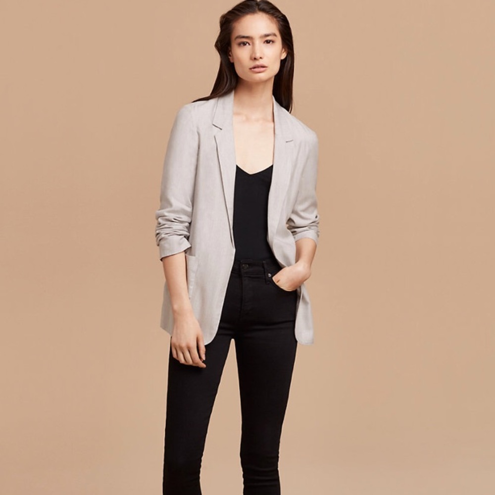 Aritzia TALULA Kent Blazer Grey Floral Sz 4